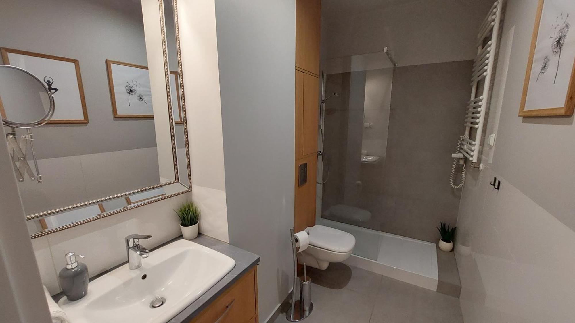 Apartment Robinia Z Miejscem Parkingowym